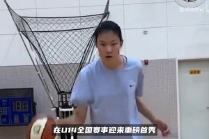 篮球甜心佩奇出圈！1米83金发+精致五官，美国女篮颜值天花板